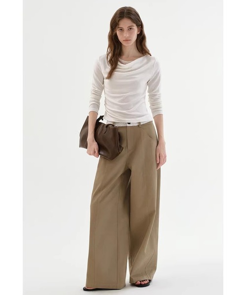 Fano Studios（ファノ ストゥディオズ）の「ドレープ 刺繍ディティール トップス FC26S127【Fano Studios】【2026SS】（Tシャツ/カットソー・レディース・ホワイト・S/M/L）」の2枚目の写真