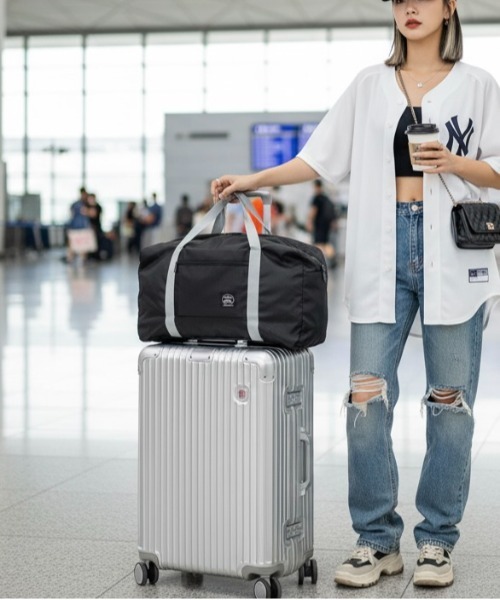 INNOCENT(イノセント)の「【standard】 ボストンバッグ トラベルバッグ 軽量 折りたたみ 大容量 旅行バッグ 軽い 機内持ち込み GT-0003(ボストンバッグ・レディース・ピンク/ブラック/ワイン・FREE)」の1枚目の写真