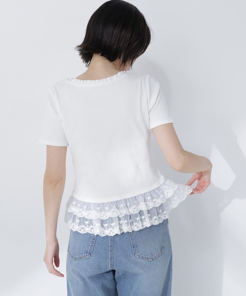 NATURAL BEAUTY BASIC（ナチュラルビューティーベーシック）の「レースドッキングフリルカットソー（Tシャツ/カットソー・レディース・グレー系その他/ブラック系その他2/オフホワイト・FREE）」の8枚目の写真