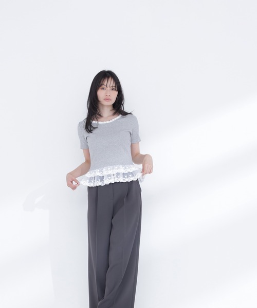 NATURAL BEAUTY BASIC（ナチュラルビューティーベーシック）の「レースドッキングフリルカットソー（Tシャツ/カットソー・レディース・グレー系その他/ブラック系その他2/オフホワイト・FREE）」の20枚目の写真