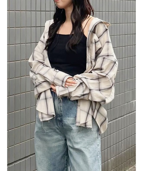 Ungrid（アングリッド）の「パット付きスクエアキャミソール（キャミソール・レディース・ブラウン/アイボリー/ブラック・FREE）」の19枚目の写真