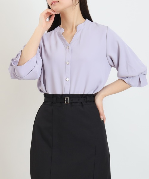 ASTORIA ODIER（アストリアオディール）の「とろみボリュームスリーブスキッパーブラウス（シャツ/ブラウス・レディース・ベージュ/ネイビー/ラベンダー/ホワイト・MEDIUM/LARGE）」の4枚目の写真