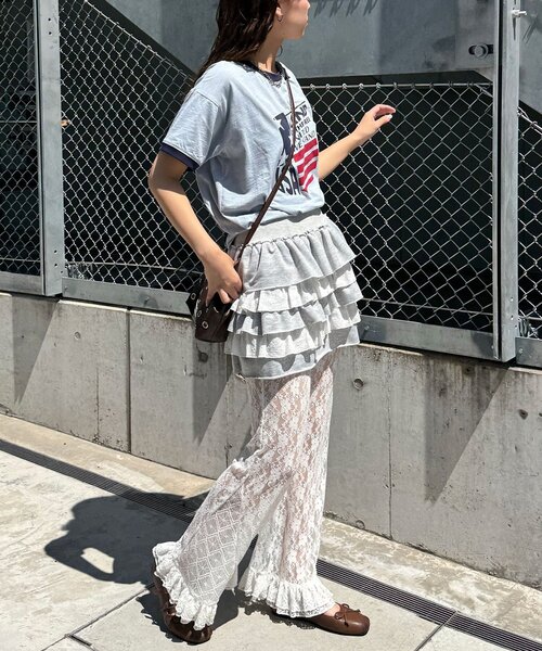 CIAOPANIC(チャオパニック)の「レースフレアレイヤードフリルパンツ(その他パンツ・レディース・ブラック/ホワイト/アイボリー・0/1)」の8枚目の写真