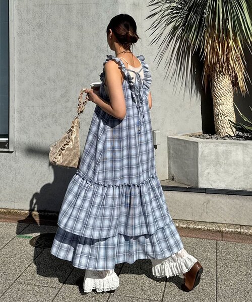 CIAOPANIC(チャオパニック)の「レースフレアレイヤードフリルパンツ(その他パンツ・レディース・ブラック/ホワイト/アイボリー・0/1)」の11枚目の写真