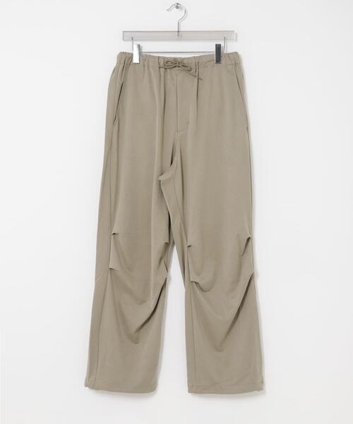 URBAN RESEARCH（アーバンリサーチ）の「WASHABLE CUPRO OVER PANTS（その他パンツ・メンズ・ブラック/ベージュ系その他・LARGE/MEDIUM）」の9枚目の写真