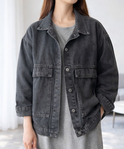 Amulet(アミュレット)の「ゆったり着られてこなれ感をプラス◎ オーバーサイズデニムライクジャケット(デニムジャケット・レディース・ブラック/ブルー・L/M/XL/S)」の4枚目の写真