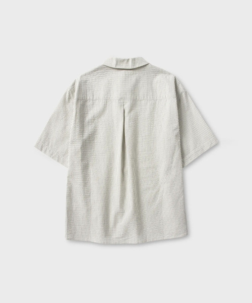 NONBLANK(ノンブランク)の「ストライプシアサッカーシャツ_IVORY(シャツ/ブラウス・レディース・その他・SMALL/MEDIUM/LARGE/X-LARGE/XX-LARGE)」の2枚目の写真