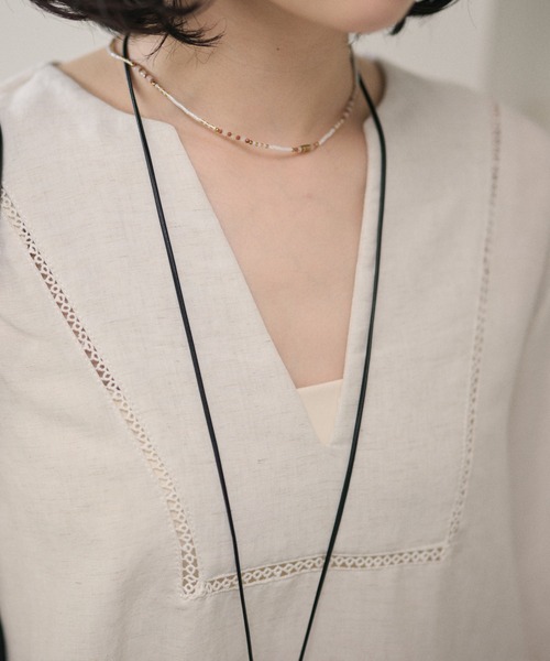 LAULEN（ローレン）の「ladder lace V-neck blouse /ハシゴレースVネックブラウス（シャツ/ブラウス・レディース・ブラック/ブラウン・FREE）」の8枚目の写真