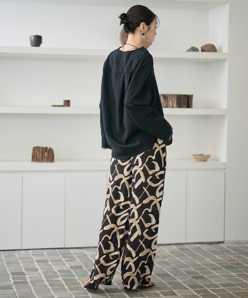LAULEN（ローレン）の「ladder lace V-neck blouse /ハシゴレースVネックブラウス（シャツ/ブラウス・レディース・ブラック/ブラウン・FREE）」の14枚目の写真