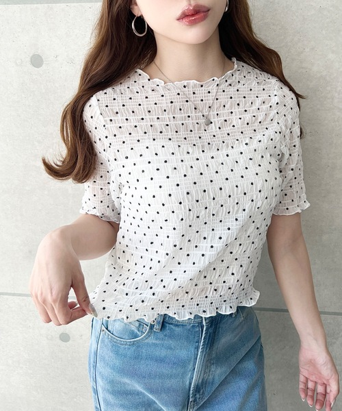 moment+(モーメントプラス)の「スモッキングレースドット柄半袖Tシャツ(Tシャツ/カットソー・レディース・ブラウン/ブラック/ライトベージュ/オフホワイト・M)」の6枚目の写真