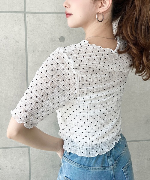 moment+(モーメントプラス)の「スモッキングレースドット柄半袖Tシャツ(Tシャツ/カットソー・レディース・ブラウン/ブラック/ライトベージュ/オフホワイト・M)」の7枚目の写真
