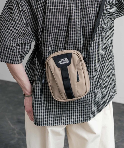 THE NORTH FACE(ザノースフェイス)の「THE NORTH FACE ザ・ノースフェイス BIG SHOT CROSS BAG ワンポイントロゴ刺繍ショルダーバッグ(ショルダーバッグ・メンズ・ダークパープル/ダークベージュ/ブラック・FREE)」の11枚目の写真