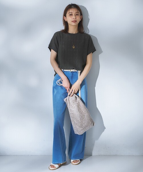UNTITLED（アンタイトル）の「【洗える／シアー】ミニヨンレースプルオーバー（Tシャツ/カットソー・レディース・ブラック/オフホワイト/チャコールグレー/チャコール/サックスブルー・02/00/50/48/44/04）」の17枚目の写真
