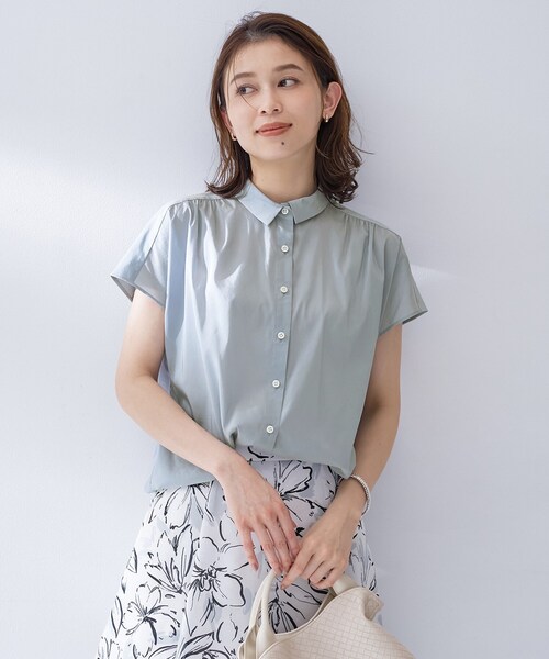 UNTITLED(アンタイトル)の「【セットアップ可/軽量/清涼感】ローンギャザーブラウス(シャツ/ブラウス・レディース・カーキ/サックスブルー/ダークブラウン・00/02/04/44/48/50)」の15枚目の写真