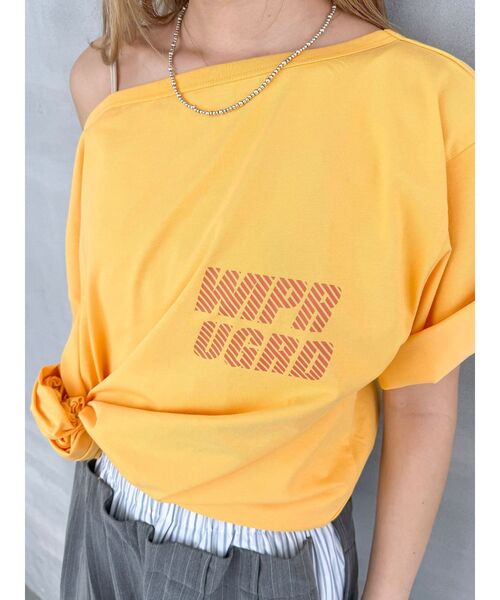 Ungrid（アングリッド）の「WAIPER別注 オフショルロゴTee（Tシャツ/カットソー・レディース・ライトグレー/ネイビー/イエロー・FREE）」の17枚目の写真
