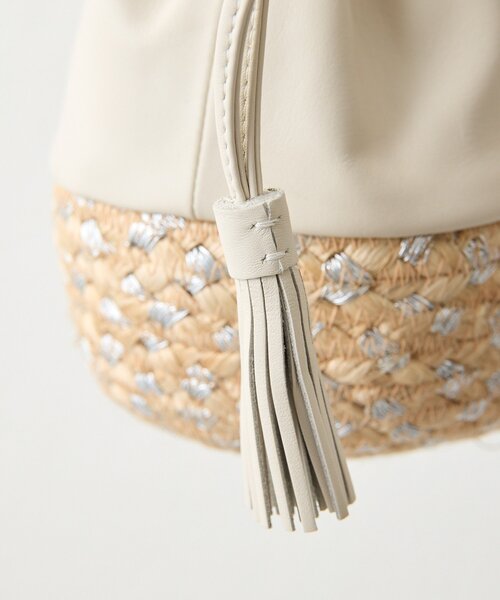 ear PAPILLONNER（イアパピヨネ）の「【Jhuri Shate （ジュリシャテ）】エッグバッグ（かごバッグ・レディース・ホワイト/ブラック・FREE）」の19枚目の写真