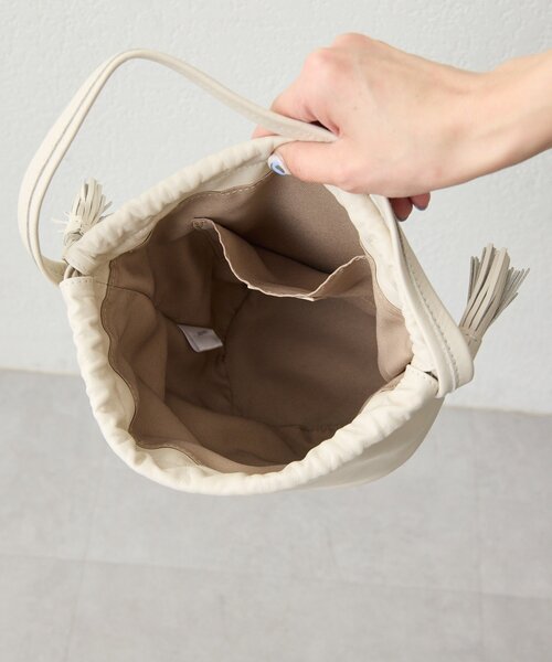 ear PAPILLONNER（イアパピヨネ）の「【Jhuri Shate （ジュリシャテ）】エッグバッグ（かごバッグ・レディース・ホワイト/ブラック・FREE）」の21枚目の写真