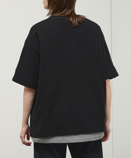 Alfred Alex(アルフレッドアレックス)の「【Alfred Alex】Waffle Henley Neck Tee / ワッフル ヘンリーネックTシャツ(Tシャツ/カットソー・メンズ・グレー/チャコールグレー/ブラック/カーキ系/プラム/ホワイト・M/L)」の11枚目の写真