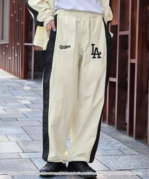 MLB（メジャーリーグベースボール）の「イージーパンツ（その他パンツ）」