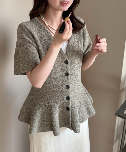 A part by(アパートバイ)の「【即完売シリーズ】ブークレペプラムカーディガン_5分袖(カーディガン/ボレロ・レディース・ブルー系その他4/アイボリー/キャメル・FREE)」の8枚目の写真