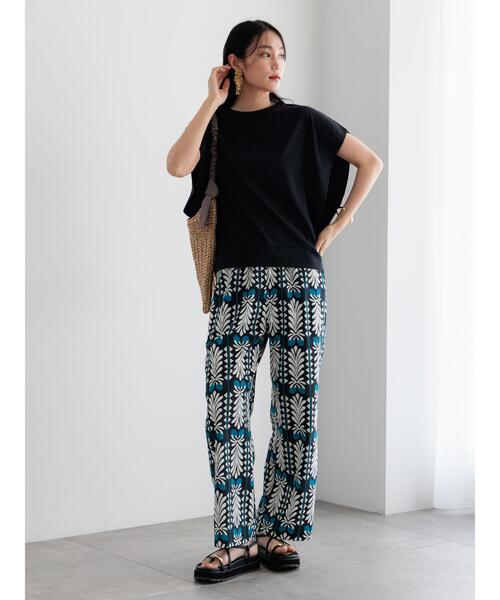 Te chichi（テチチ）の「【接触冷感/遮熱/吸水速乾】ショルダータックドルマンTシャツ（Tシャツ/カットソー・レディース・チャコールグレー/ブルー/オフホワイト/ブラック・F）」の5枚目の写真