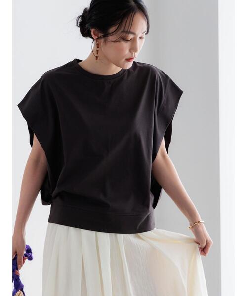 Te chichi（テチチ）の「【接触冷感/遮熱/吸水速乾】ショルダータックドルマンTシャツ（Tシャツ/カットソー・レディース・チャコールグレー/ブルー/オフホワイト/ブラック・F）」の16枚目の写真