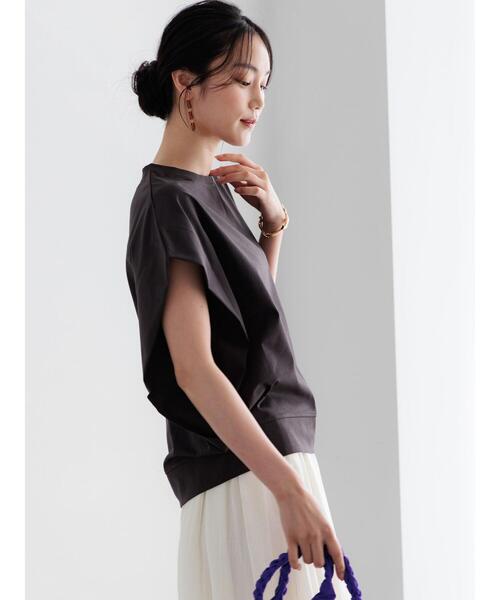 Te chichi（テチチ）の「【接触冷感/遮熱/吸水速乾】ショルダータックドルマンTシャツ（Tシャツ/カットソー・レディース・チャコールグレー/ブルー/オフホワイト/ブラック・F）」の17枚目の写真
