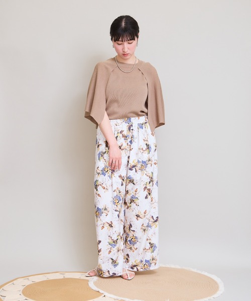 LHELBIE(レルビエ)の「【洗えるニット】ケープニットトップス(Tシャツ/カットソー・レディース・アイボリー/ブラック/グレイッシュベージュ・M)」の5枚目の写真