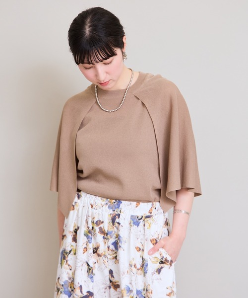 LHELBIE(レルビエ)の「【洗えるニット】ケープニットトップス(Tシャツ/カットソー・レディース・アイボリー/ブラック/グレイッシュベージュ・M)」の4枚目の写真