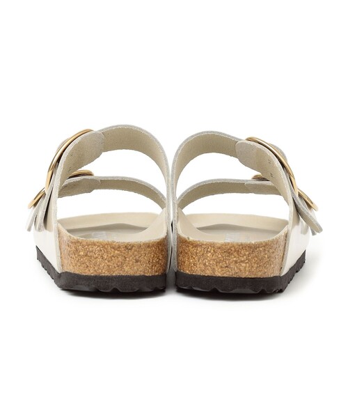 BIRKENSTOCK（ビルケンシュトック）の「BIRKENSTOCK: ARIZONA BIGBUCKLE HEX（サンダル・レディース・ブラック/オフホワイト・37/36/38/39）」の6枚目の写真