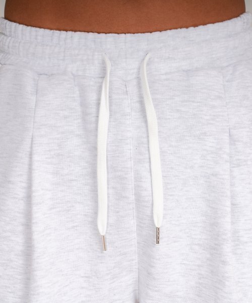 PHYSICAL GARMENTS（フィジカルガーメンツ）の「P1148 ワイドハーフショートパンツ_5部[ホワイトメランジ]（その他パンツ・メンズ・その他・XX-LARGE/LARGE）」の2枚目の写真