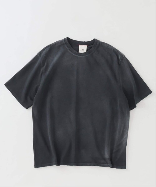 JOURNAL STANDARD relume（ジャーナルスタンダード　レリューム）の「MOOJI MOOJI / ム―ジ ム―ジ オーバー サイズ クロップ エイジド Tシャツ（Tシャツ/カットソー・メンズ・ダークグリーン/Red/ブラック/ダークパープル/Yellow/ブルー系その他・MEDIUM/LARGE）」の2枚目の写真