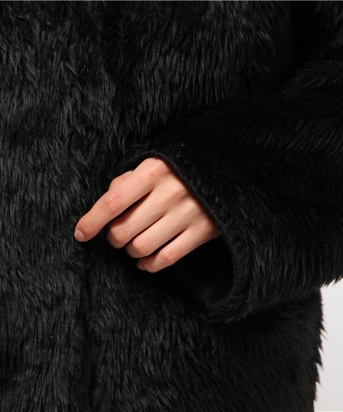 OUTLET(アウトレット)の「【IKUMI】FAKEFURJACKET(その他アウター・レディース・ブラック/ホワイト・FREE)」の8枚目の写真