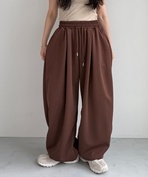 wee9s(ウィークス)の「super loose sweat pants / スーパールーズスウェットパンツ(スウェットパンツ・レディース・グレー/ブラック/ブラウン・FREE)」の12枚目の写真