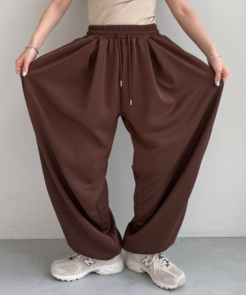 wee9s(ウィークス)の「super loose sweat pants / スーパールーズスウェットパンツ(スウェットパンツ・レディース・グレー/ブラック/ブラウン・FREE)」の15枚目の写真