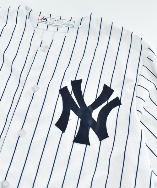 NBA/NFL/NHL/MLB(エヌビーエーエヌエフエルエヌエイチエルエムエルビー)の「【USED】Majestic “MLB New York Yankees“ ゲームシャツ(シャツ/ブラウス・メンズ・ホワイト・LARGE)」の2枚目の写真