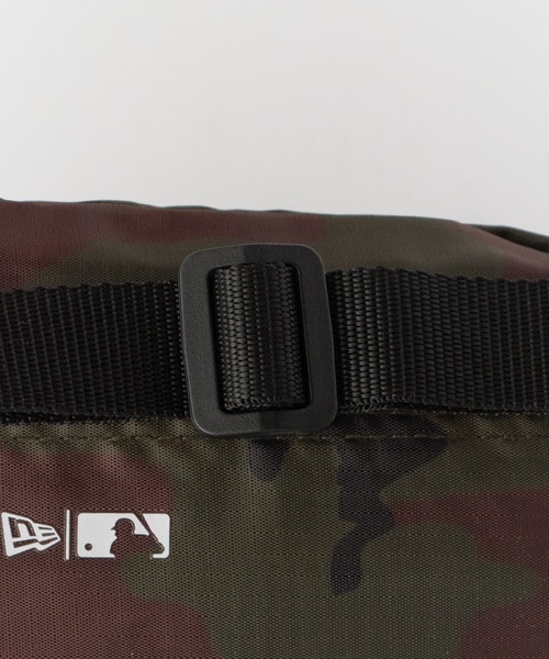 NEW ERA(ニューエラ)の「NEW ERA MLB MCRO WAIST BAG / 60137339,60137352 夏服(ボディバッグ/ウエストポーチ・メンズ・ブラック・FREE)」の2枚目の写真