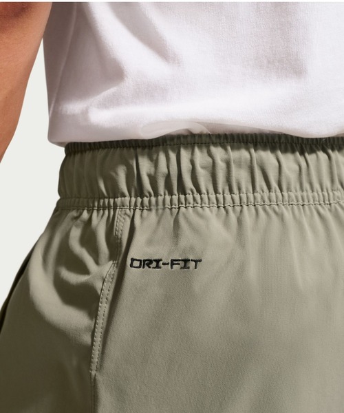 NIKE(ナイキ)の「NIKE AS M NK UV TECH HELIOS SUN PNT / ナイキ UV テック ヘリオス サン パンツ 【SP】(その他パンツ・メンズ・ライトオリーブ/ブラック・S/L/M/XL/XXL)」の22枚目の写真