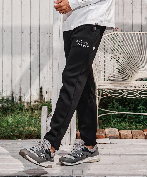 1minute 1second(ワンミニットワンセカンド)の「mp15188-cursive embroidery cardboard easy pants イージーパンツ(1M26A200)(スウェットパンツ・メンズ・ネイビー/ブラック/トップグレー・S/M/L/XL)」の20枚目の写真