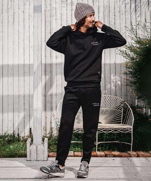 1minute 1second(ワンミニットワンセカンド)の「mp15188-cursive embroidery cardboard easy pants イージーパンツ(1M26A200)(スウェットパンツ・メンズ・ネイビー/ブラック/トップグレー・S/M/L/XL)」の12枚目の写真