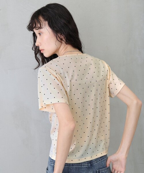 COLONY 2139(コロニートゥーワンスリーナイン)の「ドット柄Tシャツ(Tシャツ/カットソー・レディース・ホワイト/グレー/イエロー・FREE)」の9枚目の写真