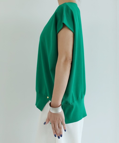 STYLE DELI（スタイルデリ）の「【selection】ハリ感スムースフレンチプルオーバー（Tシャツ/カットソー・レディース・ホワイト/レッド/グリーン・FREE）」の15枚目の写真
