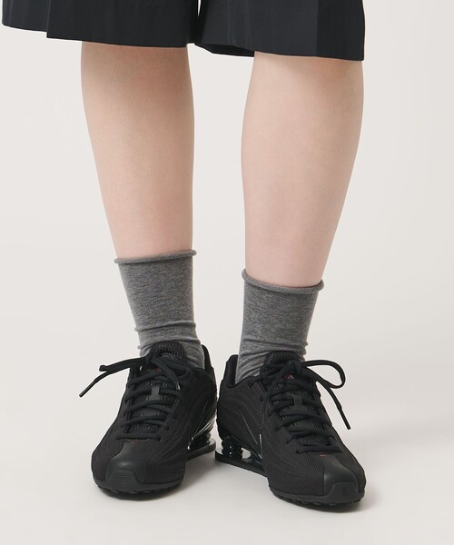NIKE(ナイキ)の「<NIKE>W SHOX Z(スニーカー・レディース・ブラック・25cm/23.5cm/24cm/22.5cm/23cm/24.5cm)」の2枚目の写真