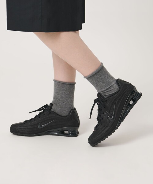 NIKE(ナイキ)の「<NIKE>W SHOX Z(スニーカー・レディース・ブラック・25cm/23.5cm/24cm/22.5cm/23cm/24.5cm)」の3枚目の写真