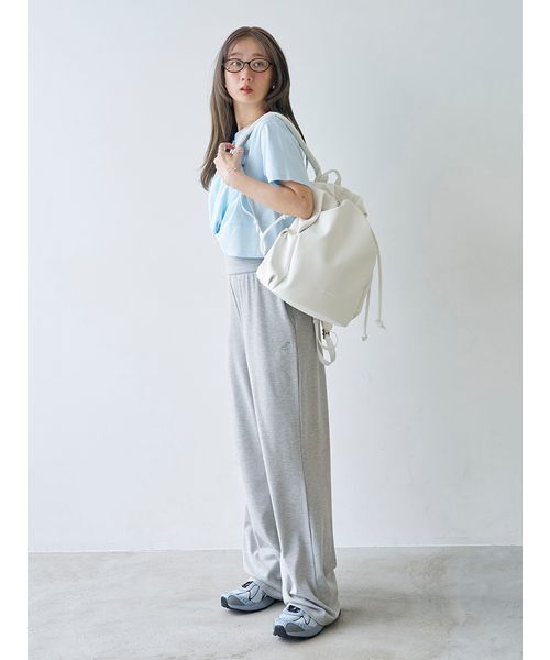 emmi(エミ)の「【W&T】ワイドイージーパンツ(その他パンツ・レディース・グレー/ブラック・0/1)」の22枚目の写真