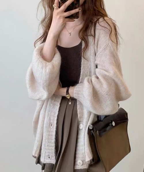 AMAJI(アマジ)の「バルーンスリーブ モヘア ロング ニットカーディガン(カーディガン/ボレロ・レディース・ブラウン/ブラック/ベージュ・FREE)」の3枚目の写真