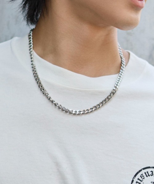 WEGO(ウィゴー)の「WEGO/【26年春夏新作】アクセ付きバーチカルロゴグラフィックT(Tシャツ/カットソー・メンズ・ブラック/ホワイト・LARGE/MEDIUM)」の6枚目の写真