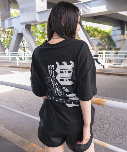 WEGO(ウィゴー)の「WEGO/【26年春夏新作】アクセ付きバーチカルロゴグラフィックT(Tシャツ/カットソー・メンズ・ブラック/ホワイト・LARGE/MEDIUM)」の20枚目の写真