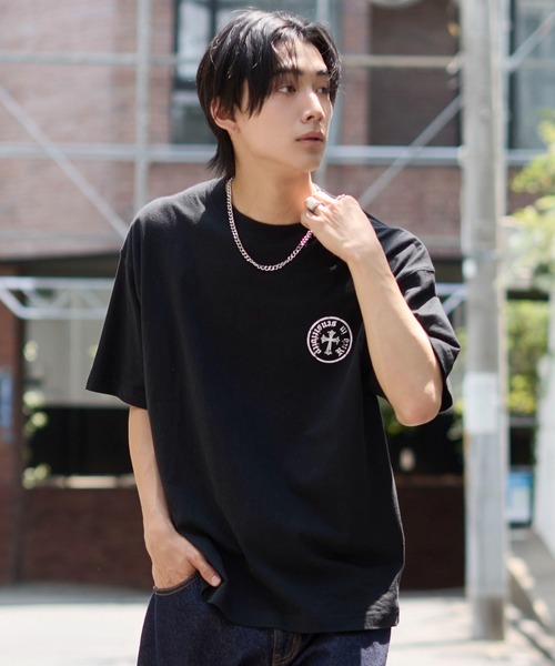 WEGO(ウィゴー)の「WEGO/【26年春夏新作】アクセ付きバーチカルロゴグラフィックT(Tシャツ/カットソー・メンズ・ブラック/ホワイト・LARGE/MEDIUM)」の16枚目の写真