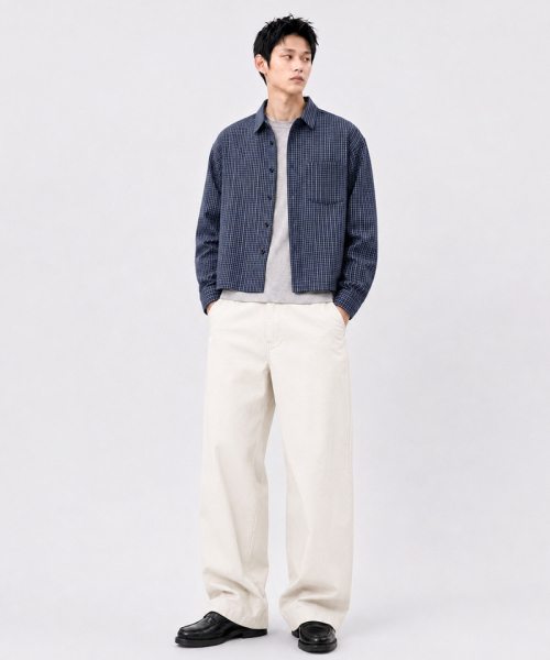 UNDEROFF(アンダーオフ)の「マイクロチェッククロップシャツネイビー(シャツ/ブラウス・メンズ・ネイビー・MEDIUM/LARGE/X-LARGE)」の2枚目の写真